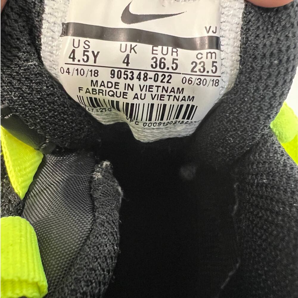 Nike Air Max 95 Boys 4.5Y Streetwear Retro Black Grey Volt Running Sneakers - Picture 6 of 11